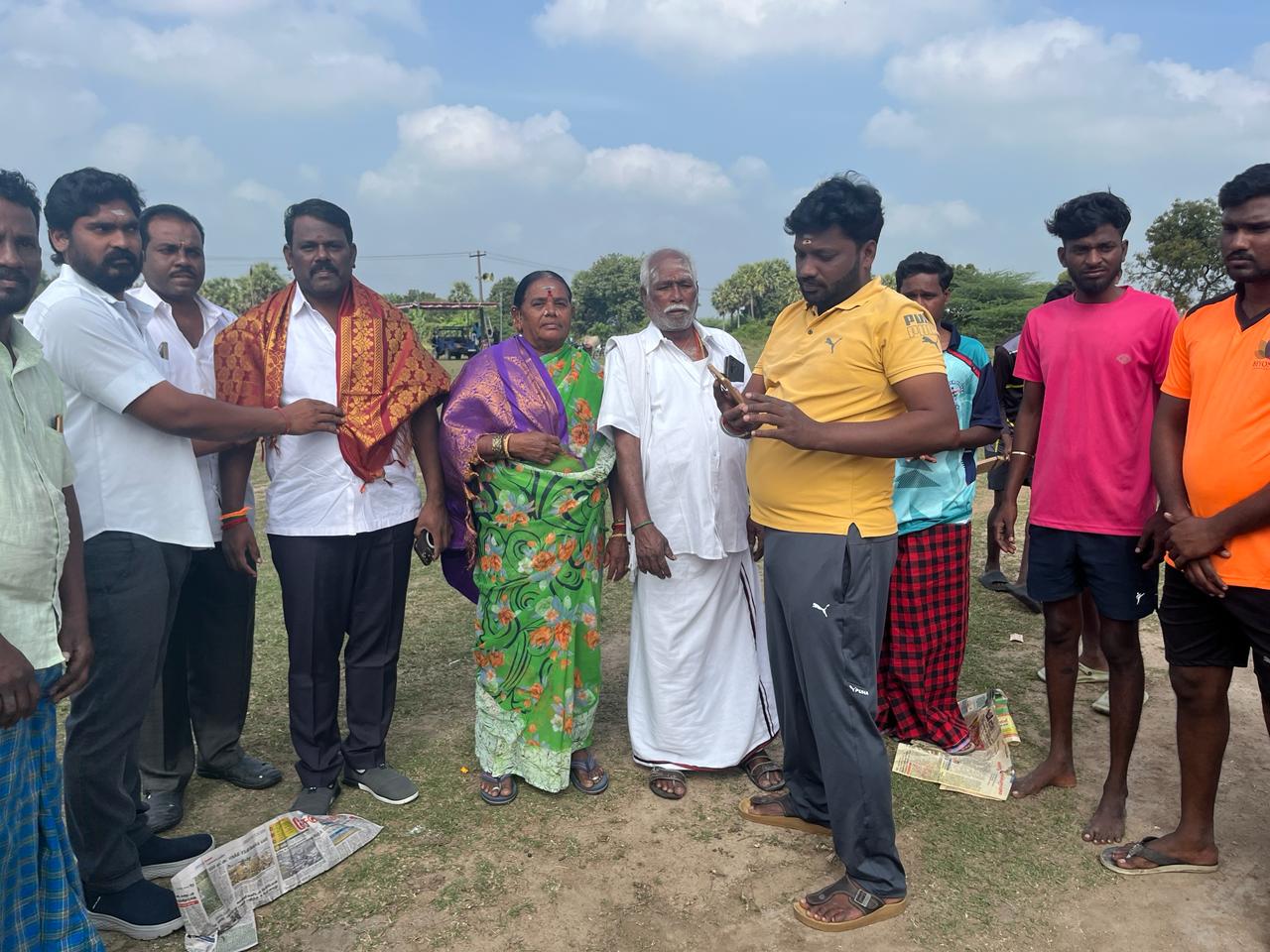 கிராம மக்களுடன் — மக்கள் தொடர்பு நிகழ்வு