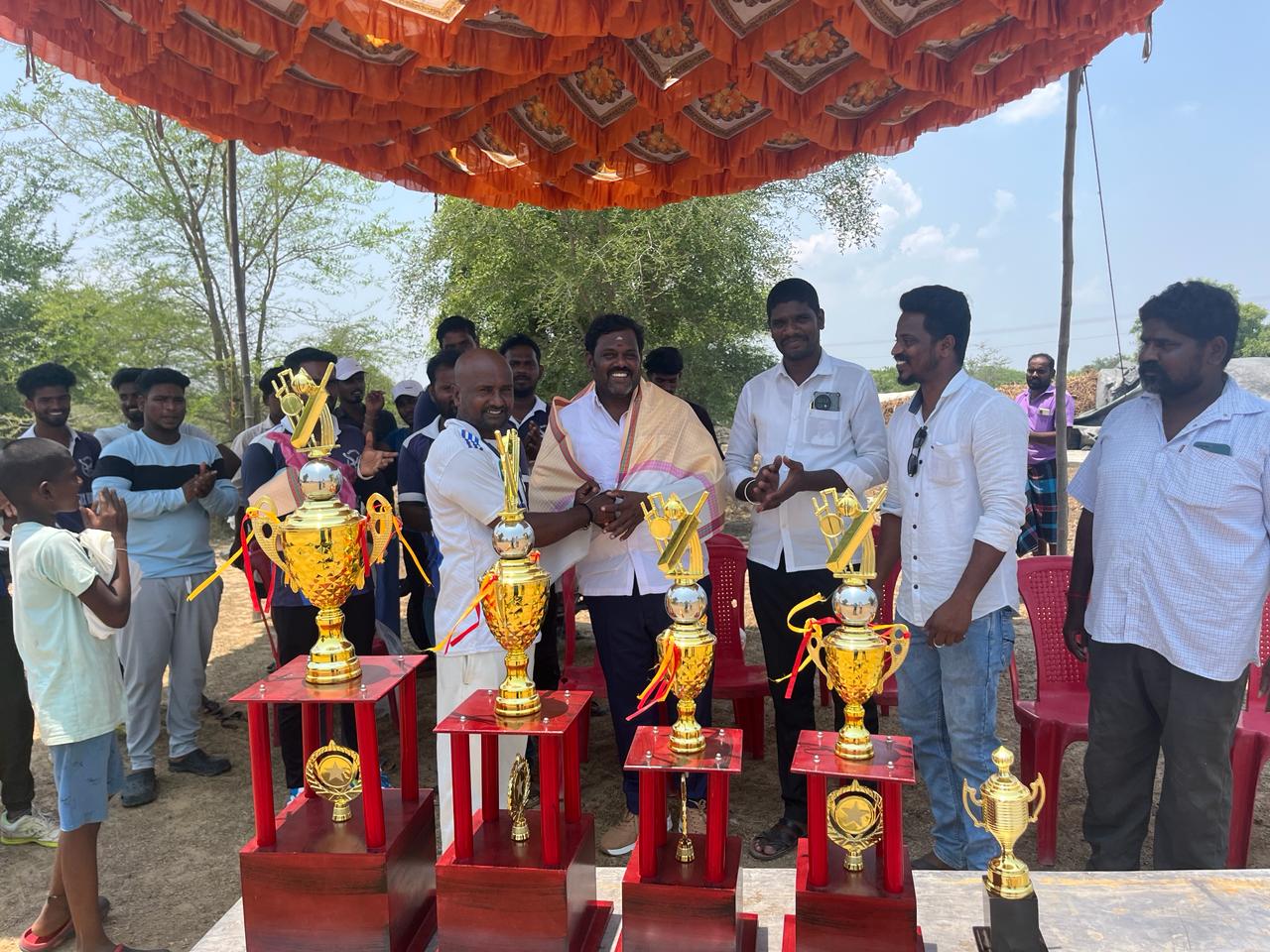 சிலம்பப் போட்டி பரிசு வழங்கல் விழா